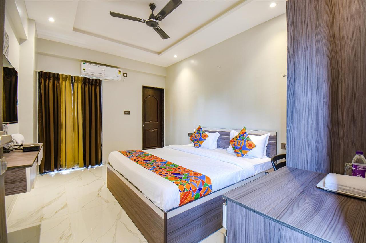 Fabhotel Gaurav Galaxy Pune Eksteriør billede